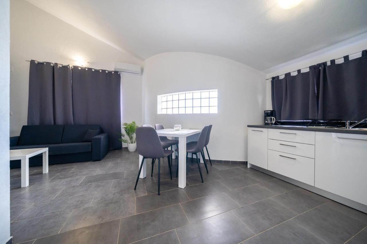 Holiday Apartments Amarilis Pakoštane Zewnętrze zdjęcie