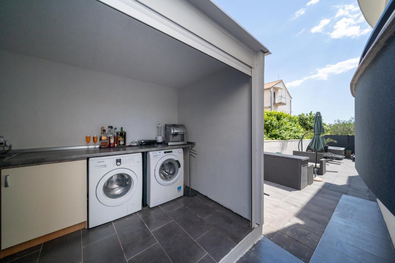 Holiday Apartments Amarilis Pakoštane Zewnętrze zdjęcie