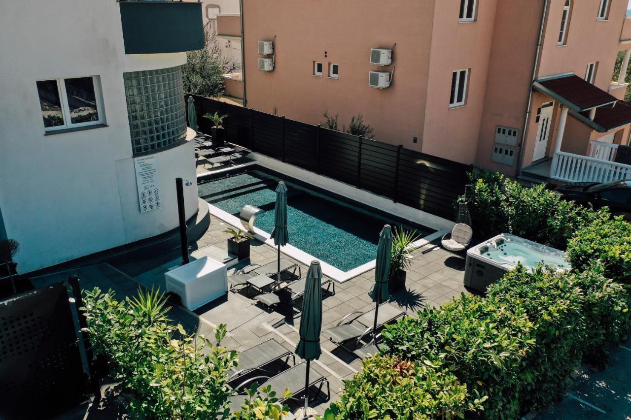 Holiday Apartments Amarilis Pakoštane Zewnętrze zdjęcie