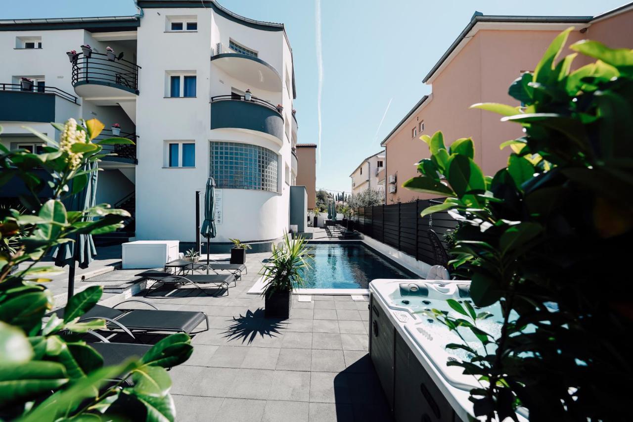 Holiday Apartments Amarilis Pakoštane Zewnętrze zdjęcie